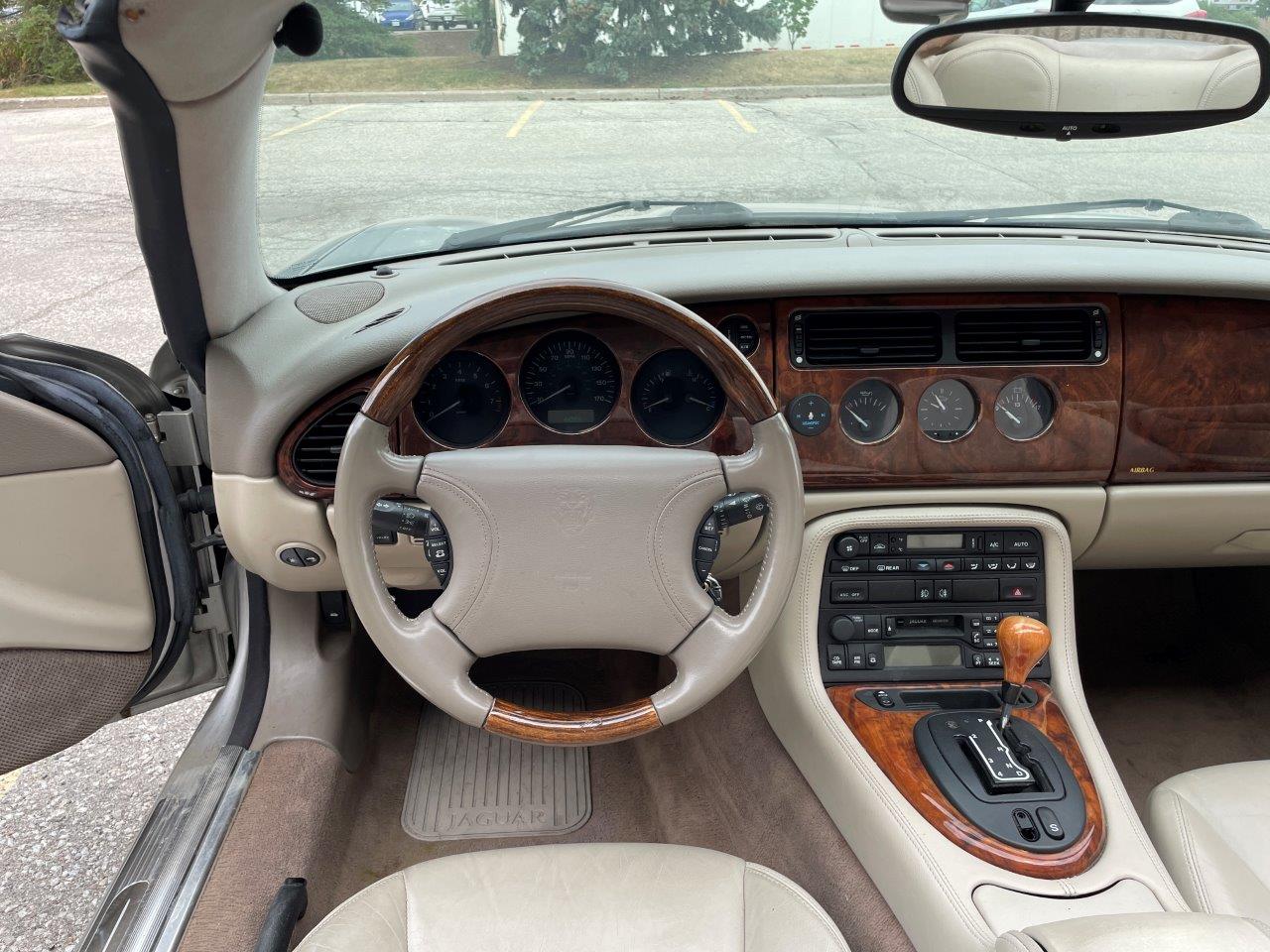 feature 1999 Jaguar XK8 Convertible