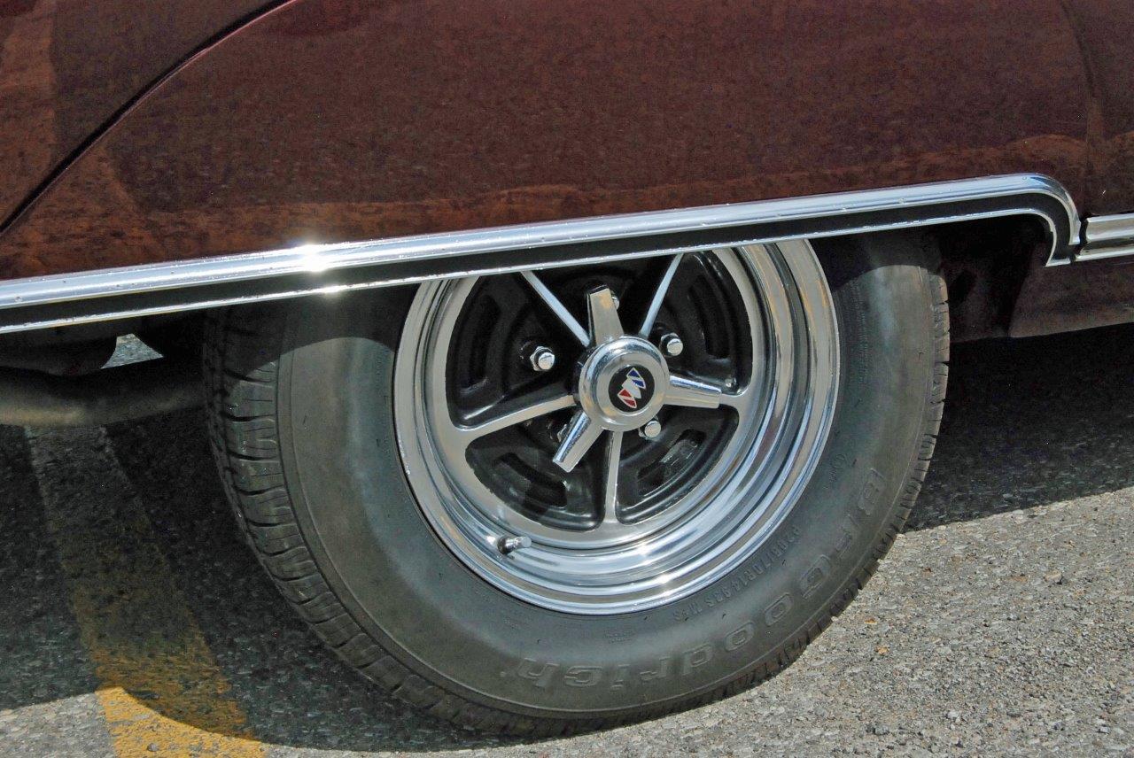 1967 Buick Skylark 2-door Hardtop