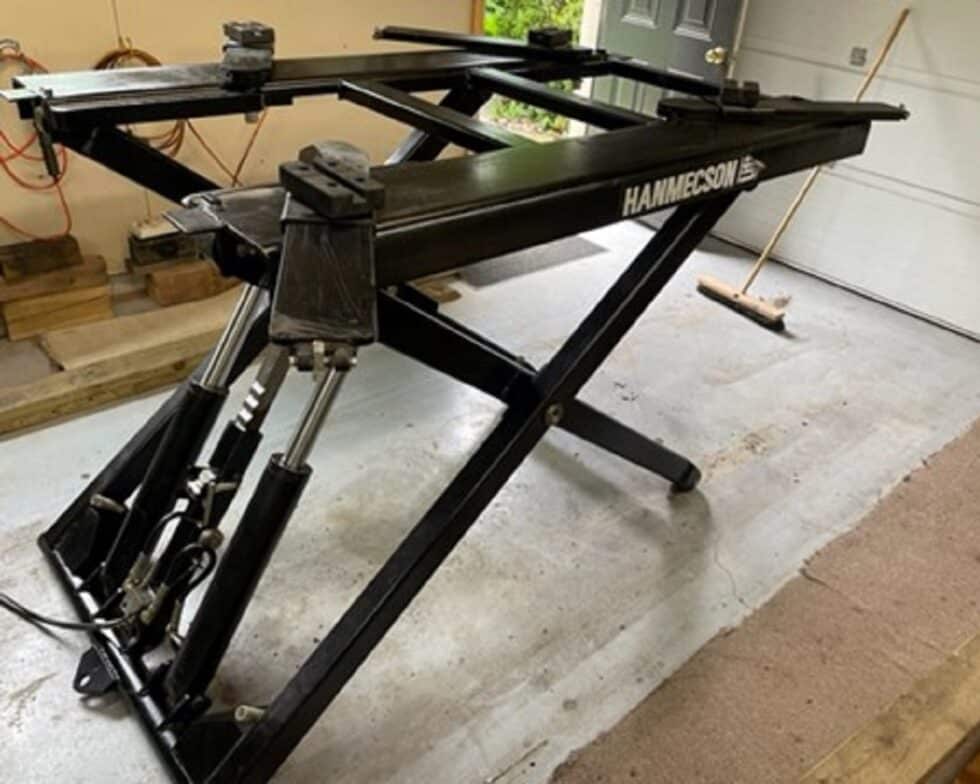 Stone Hydraulics Scissor Lift, Model AB1396