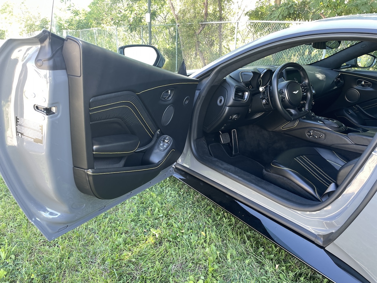 2019 Aston Martin Vantage