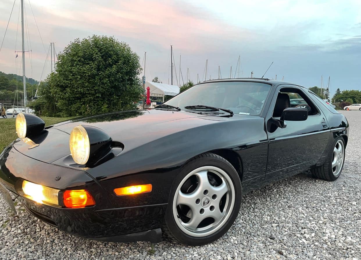 1989 Porsche 928 s4