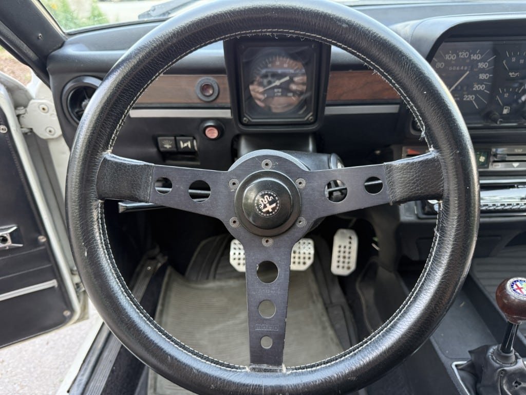 Restored 1974 Triumph TR6 4-speed manual