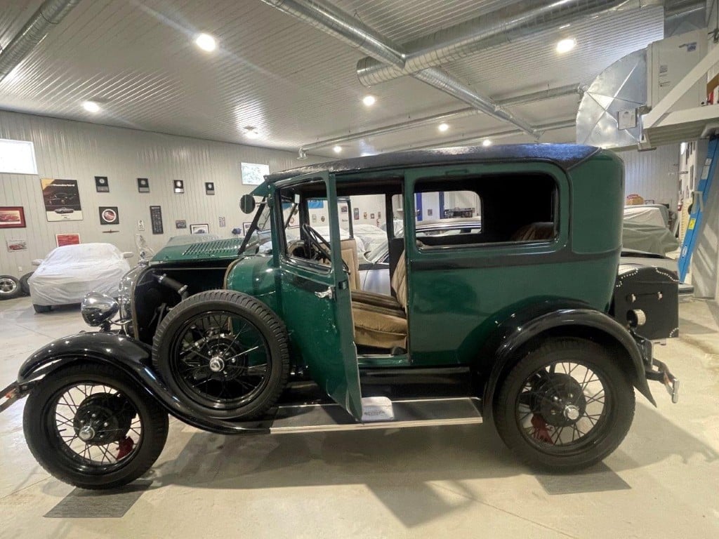 1929 Ford Model A Tudor 2-Door Sedan 