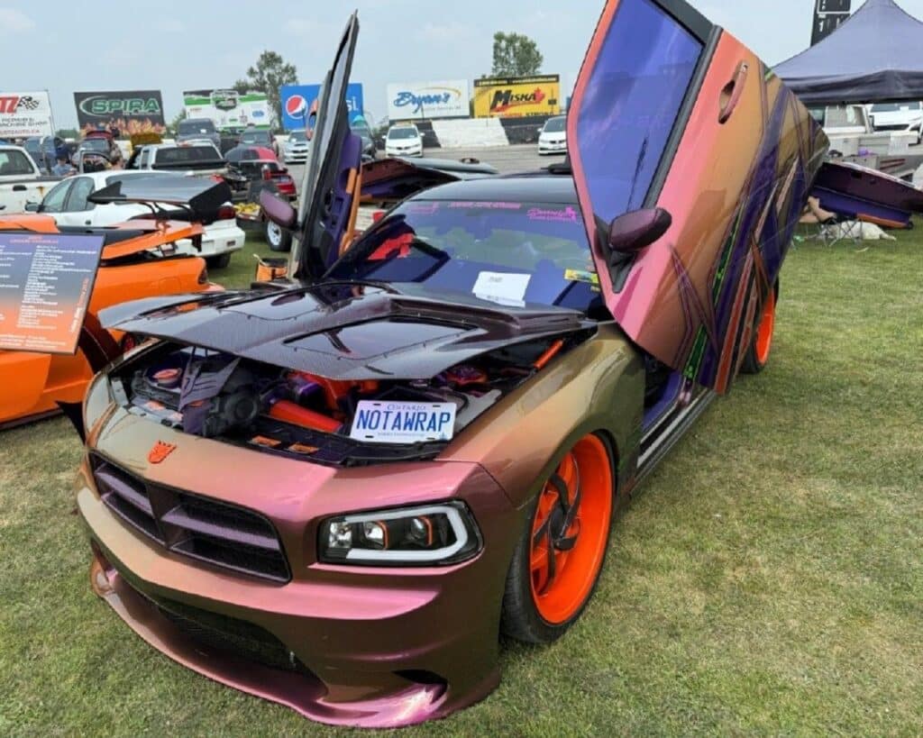 Customized Dodge Magnum
