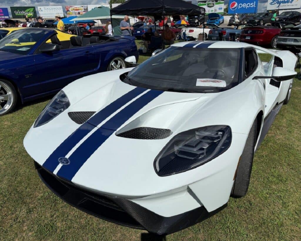 Ford GT